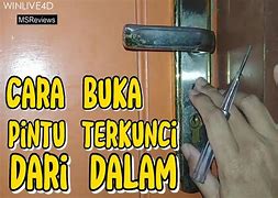 Pintu Rusak Jangan Dibuka